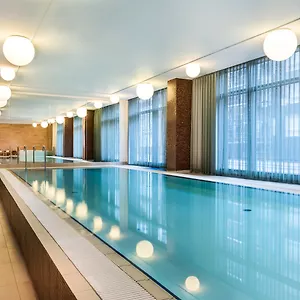 4* Lägenhetshotell Adina